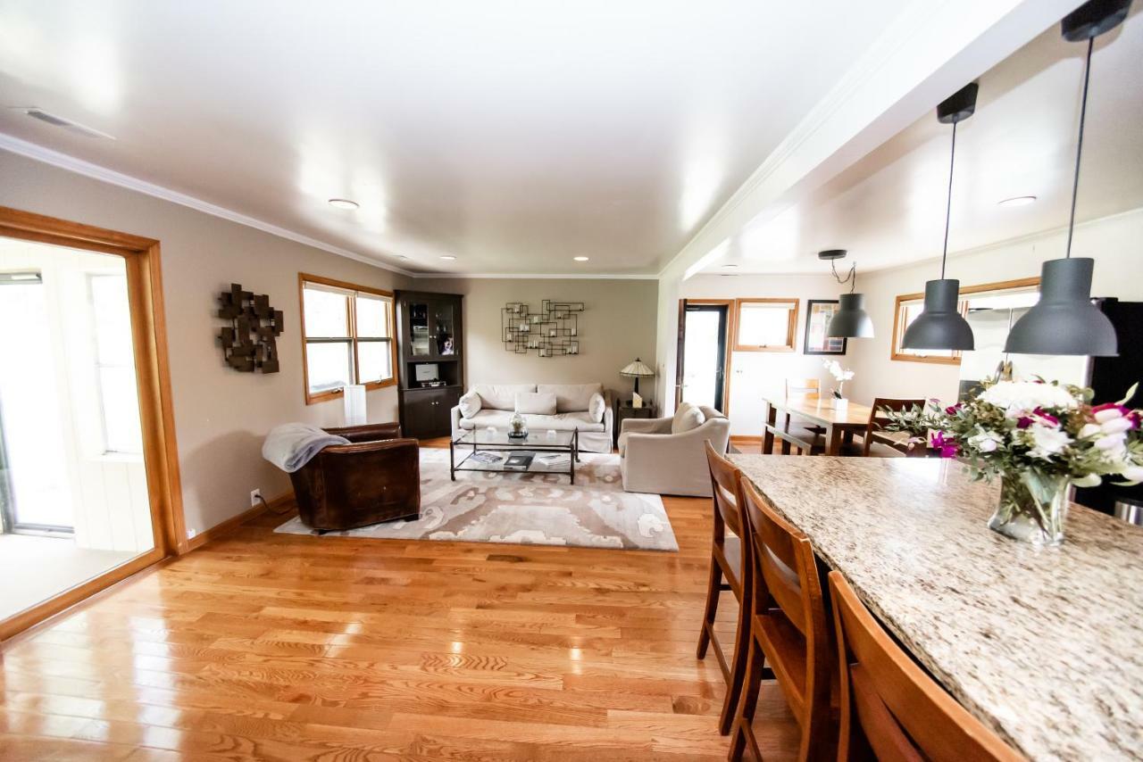 Small Batch Lodging Granville Екстериор снимка