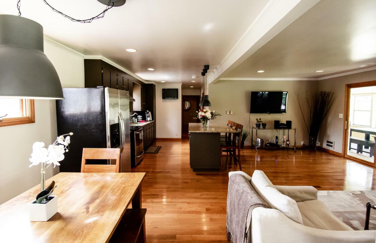 Small Batch Lodging Granville Екстериор снимка